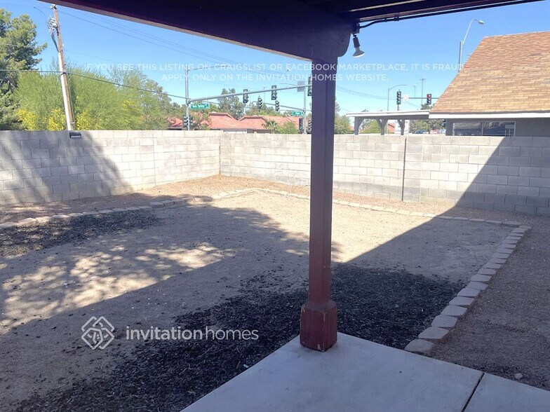 Building Photo - 7008 English Mist Cir