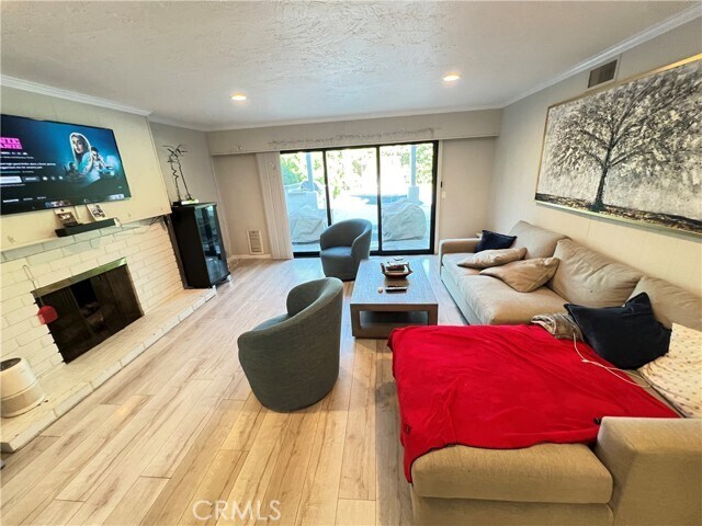 Building Photo - 2937 E Craig Dr