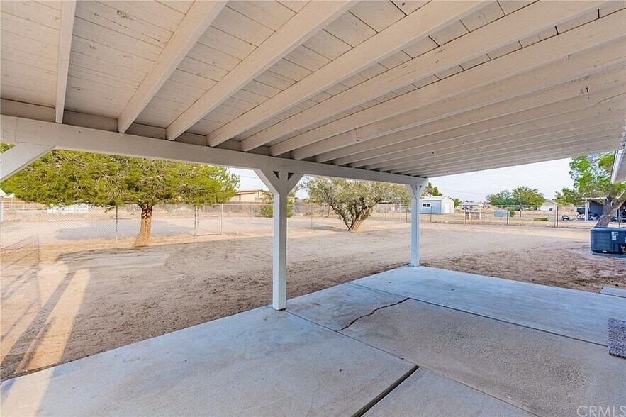 Building Photo - 11044 Kiowa Rd