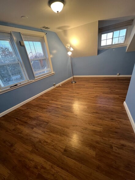 Building Photo - 52 Essex St