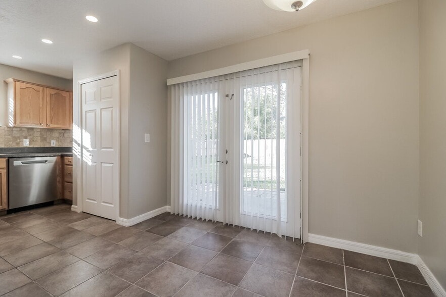 Building Photo - 20411 Marlin St