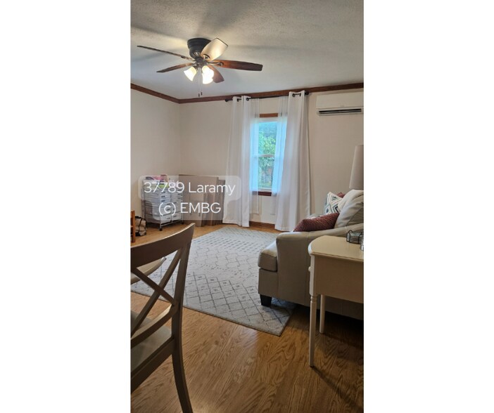 Building Photo - 37789 Laramy Ln