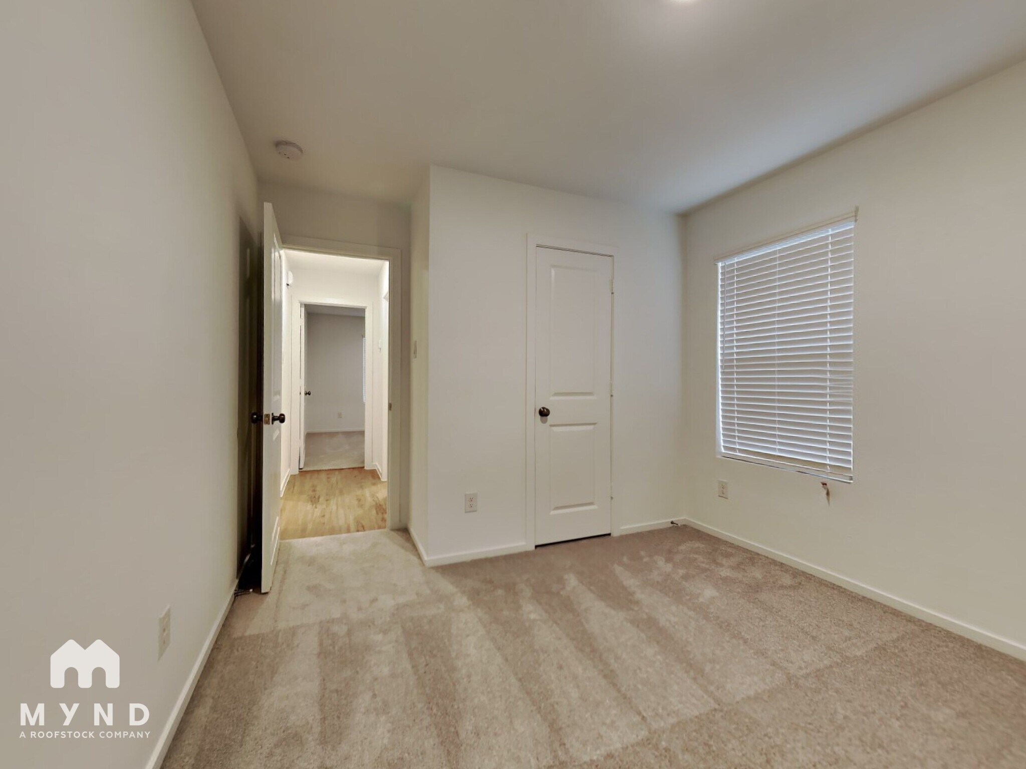 Building Photo - 21645 Balzola Ln