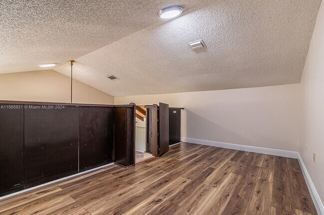 Building Photo - 7528 SW 95th Pl
