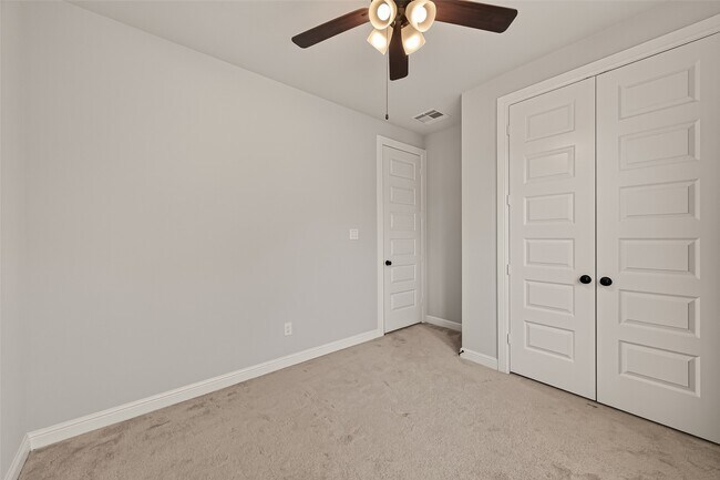 Building Photo - 8522 Belfast Mnr Ln