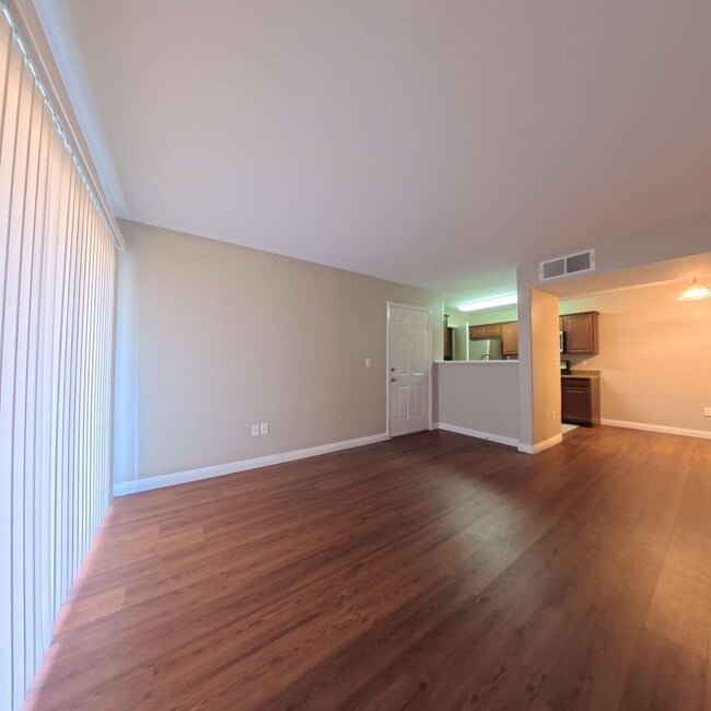 Building Photo - 1 Car Garage | Gated Community | 1st Floor Unit