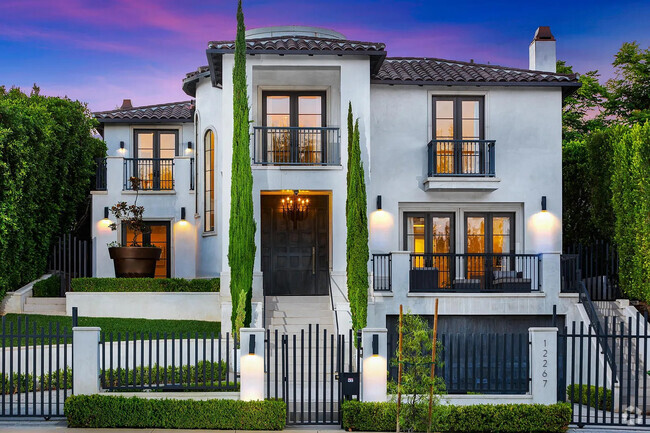 Building Photo - 12267 San Vicente Blvd