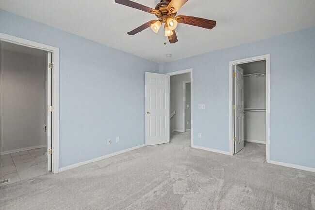 Building Photo - 6991 Prairie Wind Dr