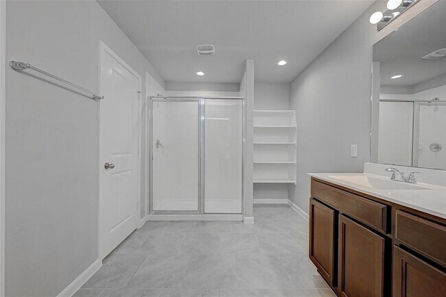 Building Photo - 2206 Mirror Ridge Ct