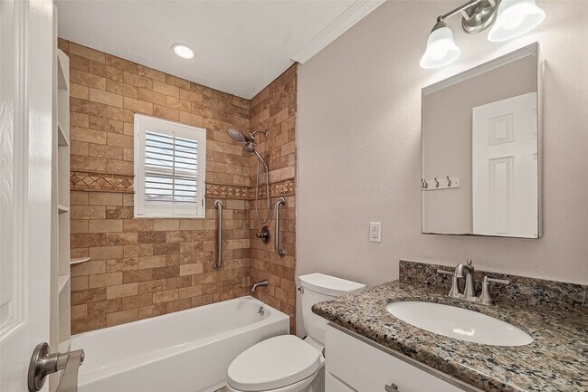 Building Photo - 5721 Sylvia Dr