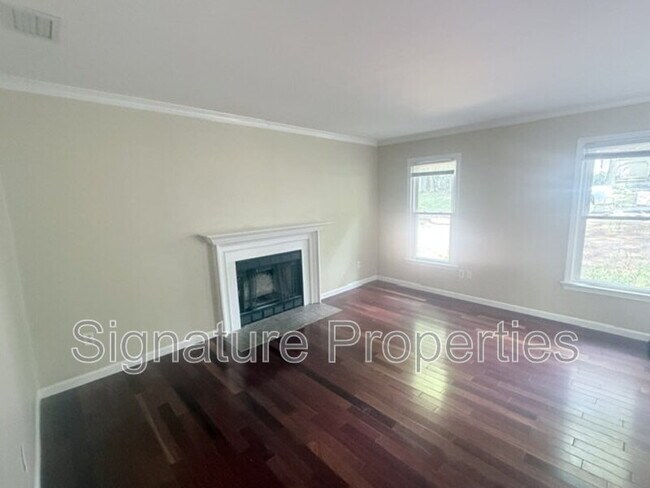Building Photo - 14709 Mill Spring Dr