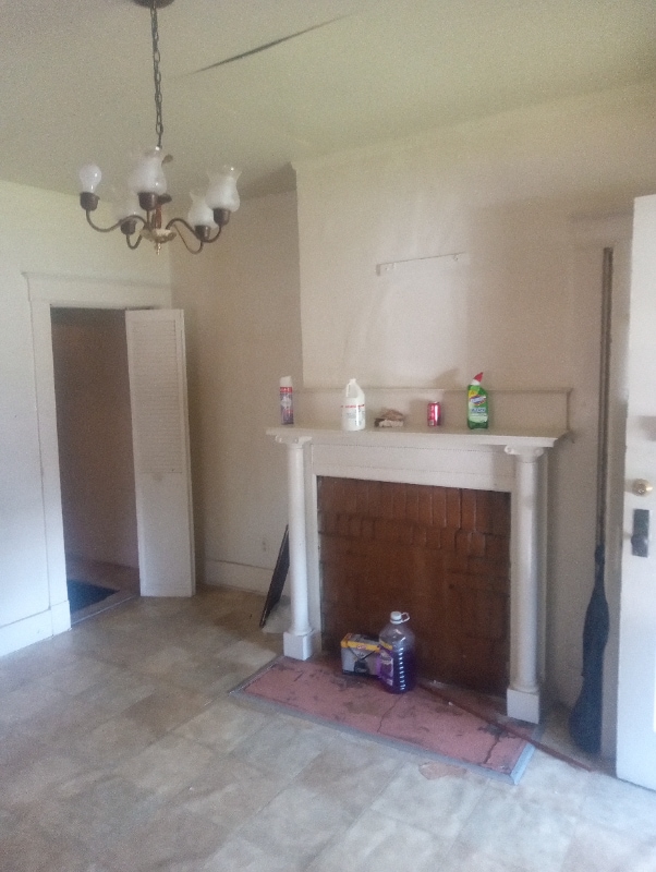 Building Photo - 374 Person