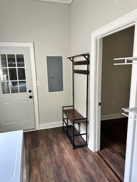 Laundry - 4493 Winn St