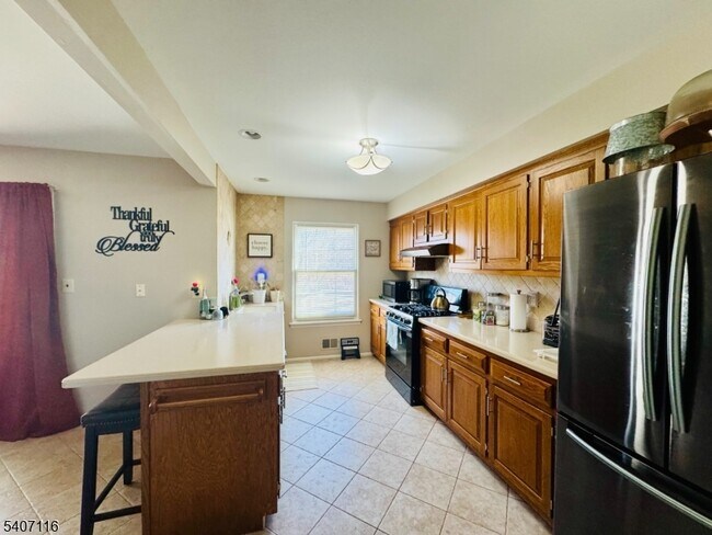 Building Photo - 174 Carson Ct