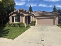 Building Photo - Vibrant 3 bed/2 bath home in West Sac
