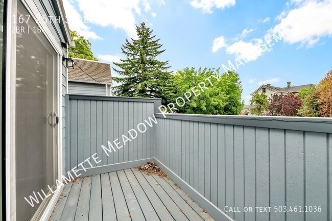 Building Photo - 167 25th St NE