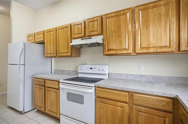 Building Photo - 166 Plainview Dr