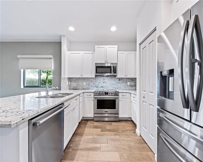 Building Photo - 4230 N Dixie Hwy