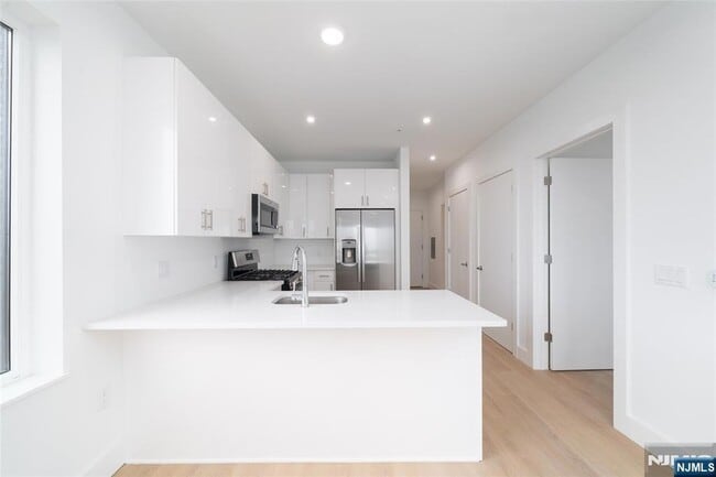 Building Photo - 3309 Liberty Ave