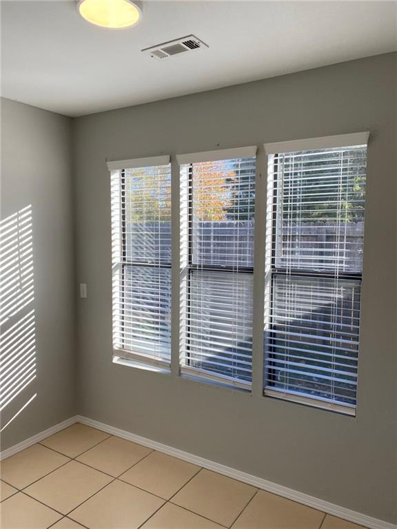 Building Photo - 3405 W Wood St