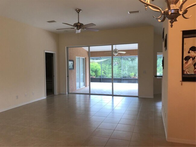 Building Photo - 4716 Maccaughey Dr