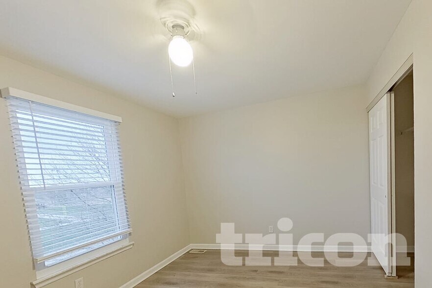 Building Photo - 4 Sapphire Ct