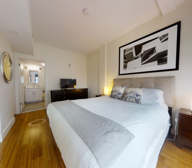 Building Photo - 10 Winter St