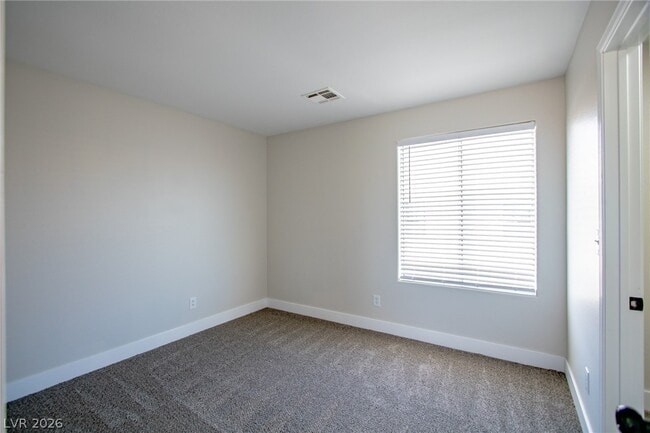 Building Photo - 2108 Sandy Ln