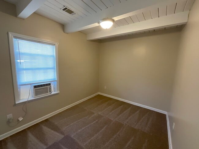 Building Photo - 601 Tisdale St