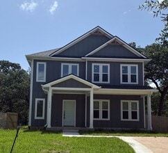 Building Photo - 1412 Magnolia Dr