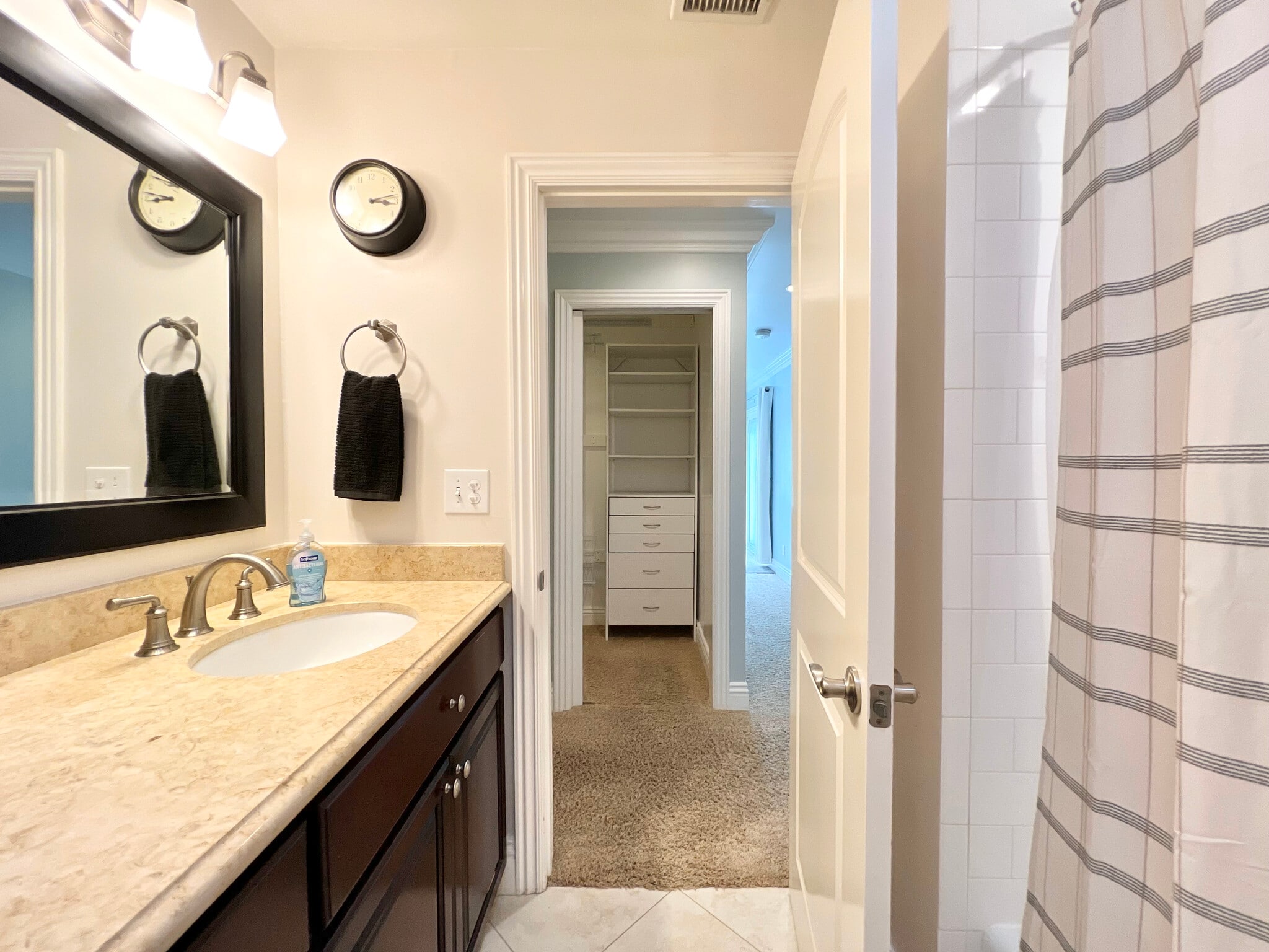 Building Photo - 5023 Verdura Ave