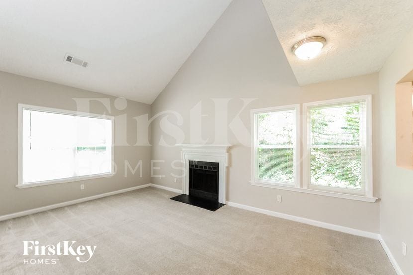 Building Photo - 6770 Bent Creek Dr