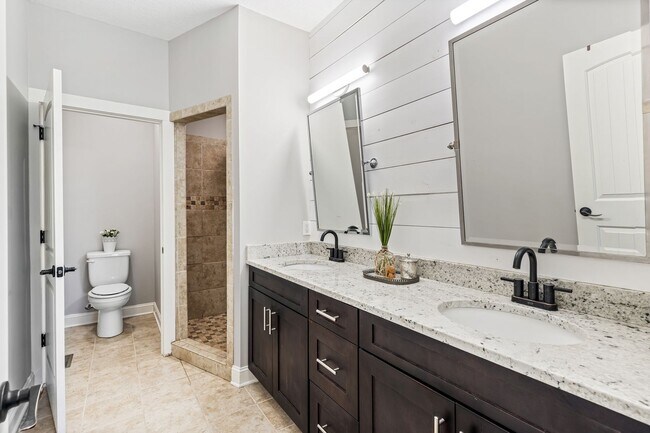 Building Photo - East AVL - Contemporary Farmhouse on Large...