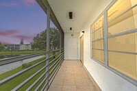 Building Photo - 369 Fanshaw I