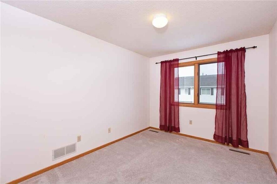 Building Photo - 14769 Endicott Way