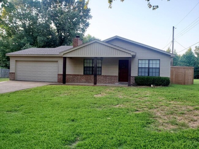 Primary Photo - 3604 Leslie Ann Dr