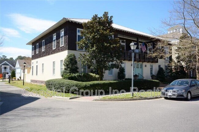 Building Photo - 4635 Pleasant Ave
