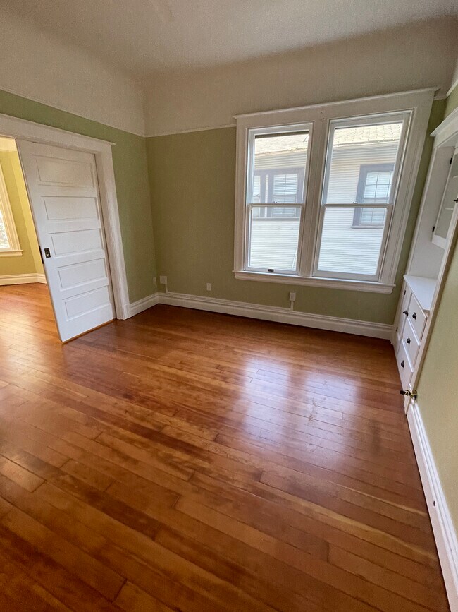 Building Photo - 326 U St