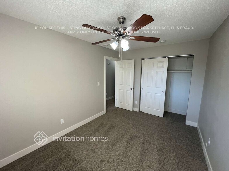 Building Photo - 10523 Hyacinth Pl