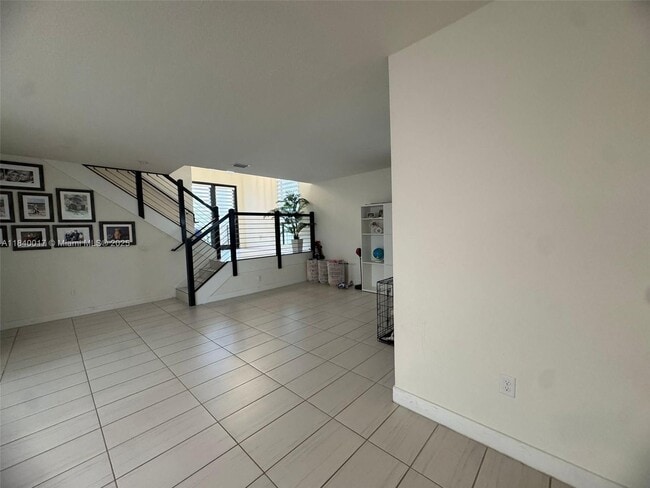 Building Photo - 10240 NW 76th Terrace