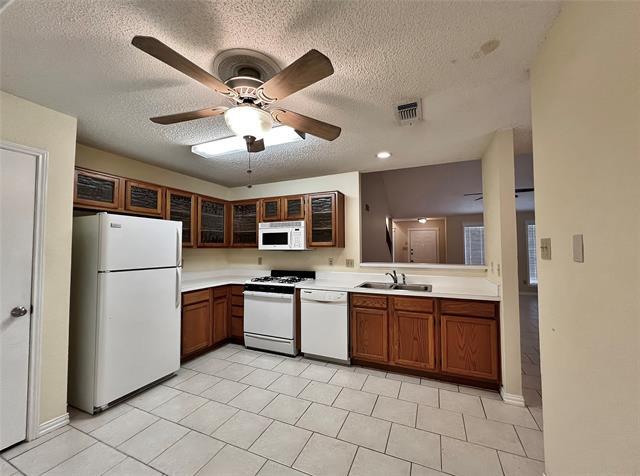Building Photo - 4944 Shady Oak Trail