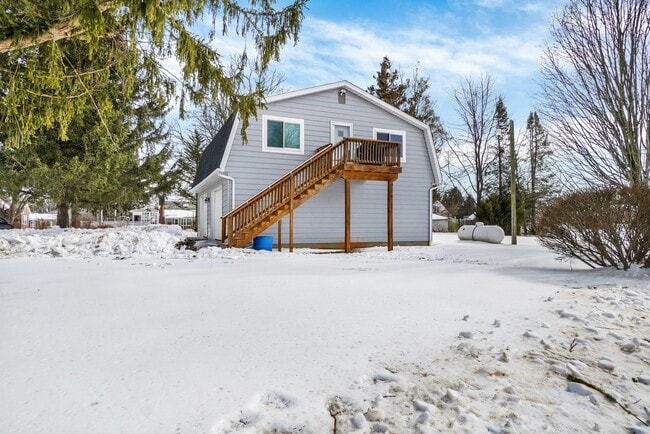 Building Photo - 25 Boundary Dr