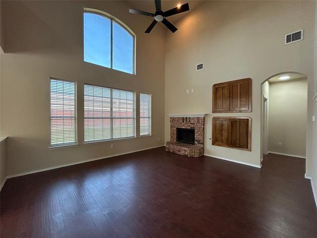 Building Photo - 4853 Gloucester Dr
