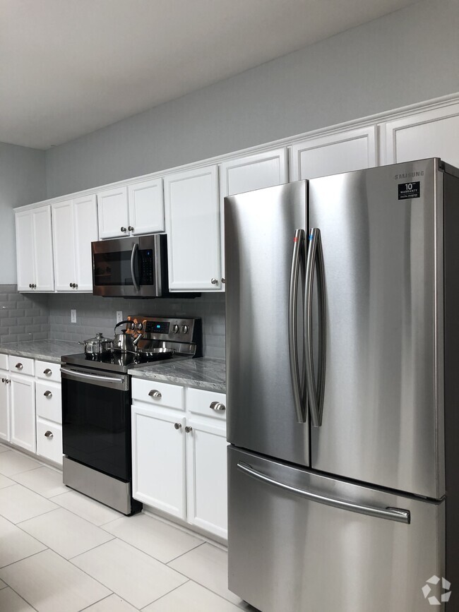 Building Photo - 1502 Crescent Point