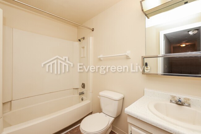 Building Photo - 7757 Mt Hood