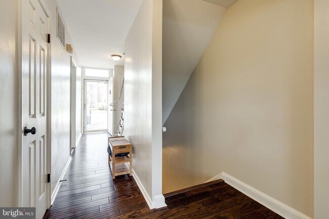 Building Photo - 12707 Harborview Ct