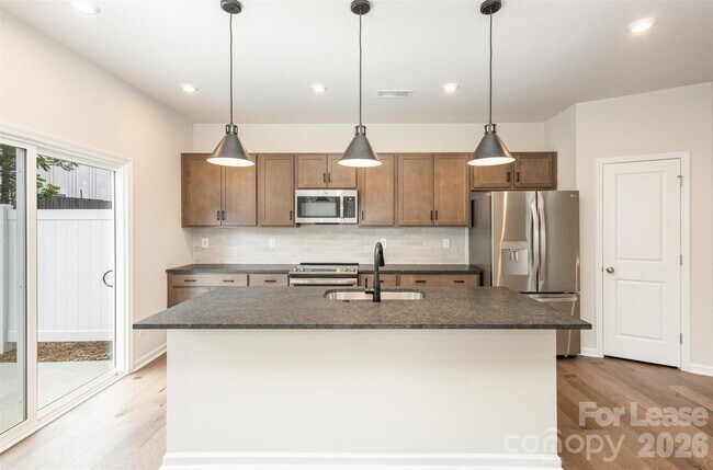 Building Photo - 3103 Hutton Gdns Ln