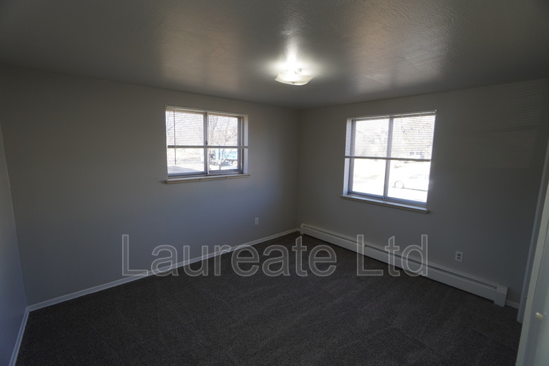 Building Photo - 5985 Yukon St