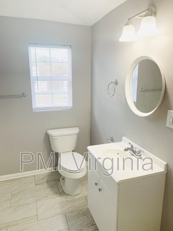 Building Photo - 3105 Brighton St
