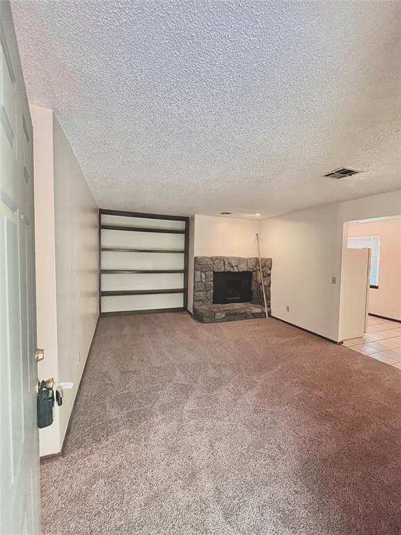 Building Photo - 312 Falcon Ct